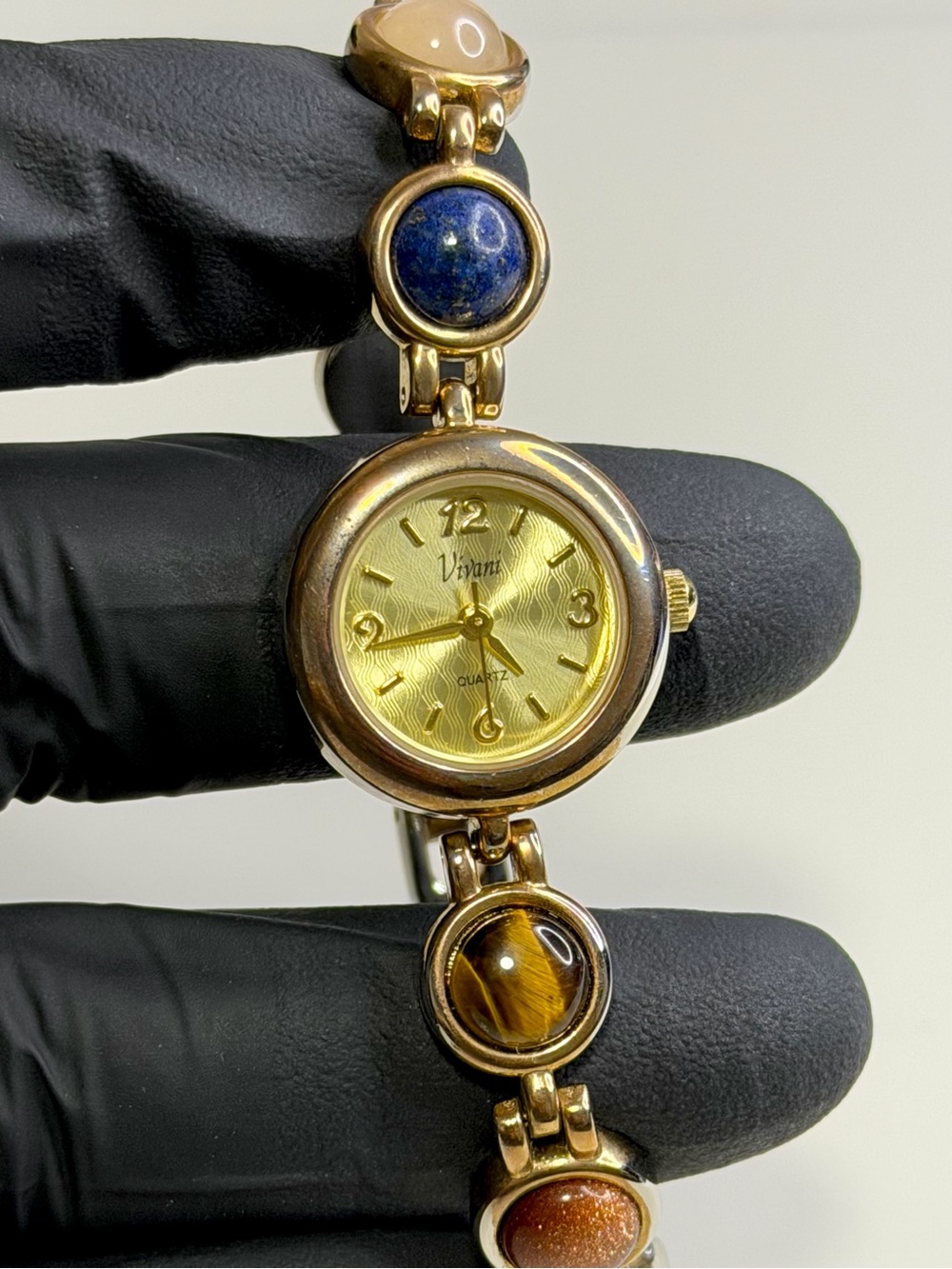 Vintage Vivani N5656-62 Cabochon Gemstones Gold-Plated Ladies’ 22mm Dress Watch